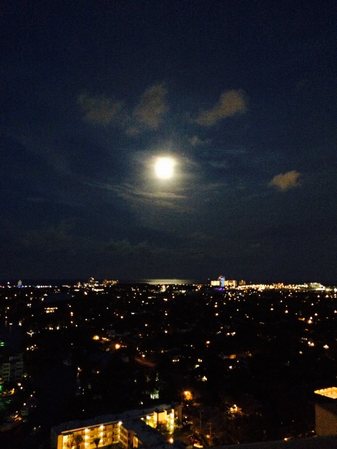 Moonrise, Fort Lauderale